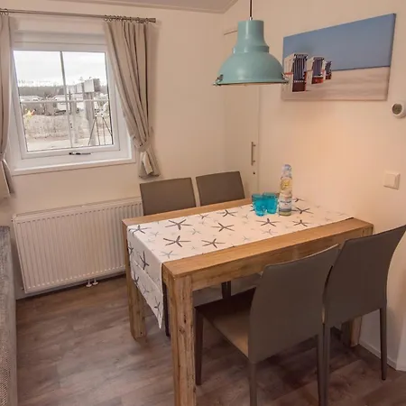 11 Holiday home