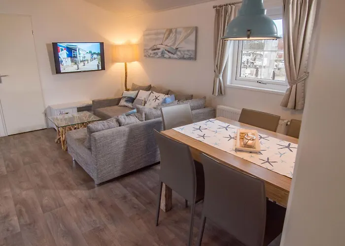 Casa de Férias 11 *